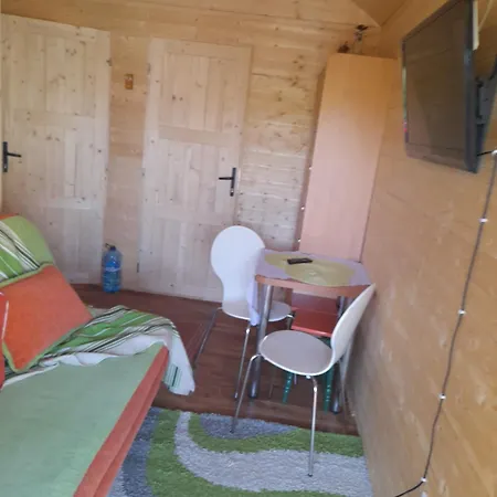 Kwiatowy Zakatek Nyaraló